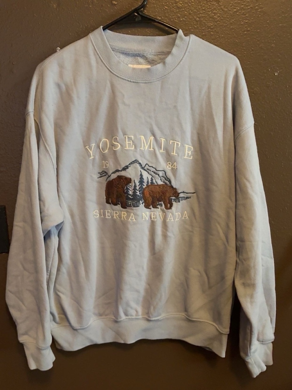 Yosemite Sierra Nevada Light Blue Crewneck Sweatshirt